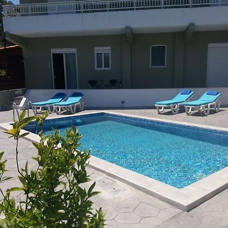 Greek Style Ground Floor Apartment & Pool إياليسوس المظهر الخارجي الصورة