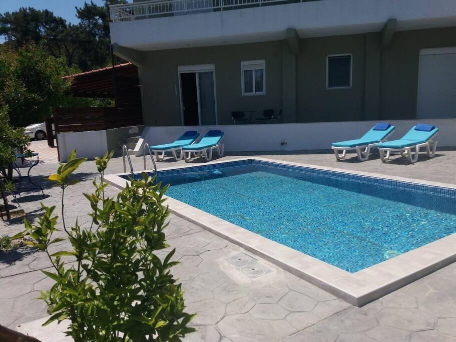 Greek Style Ground Floor Apartment & Pool إياليسوس المظهر الخارجي الصورة